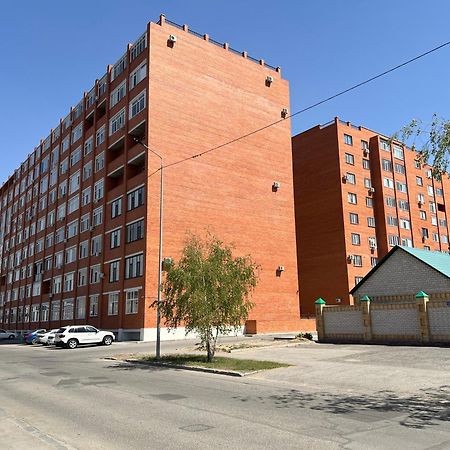 Квартира Smart В Новом Доме Pavlodar Eksteriør billede